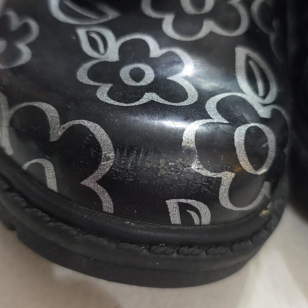 Stride Rite Girl's Chuckka Annkle Boor‎ Laces Black/Silver Floral Boots Sz 9 GUC